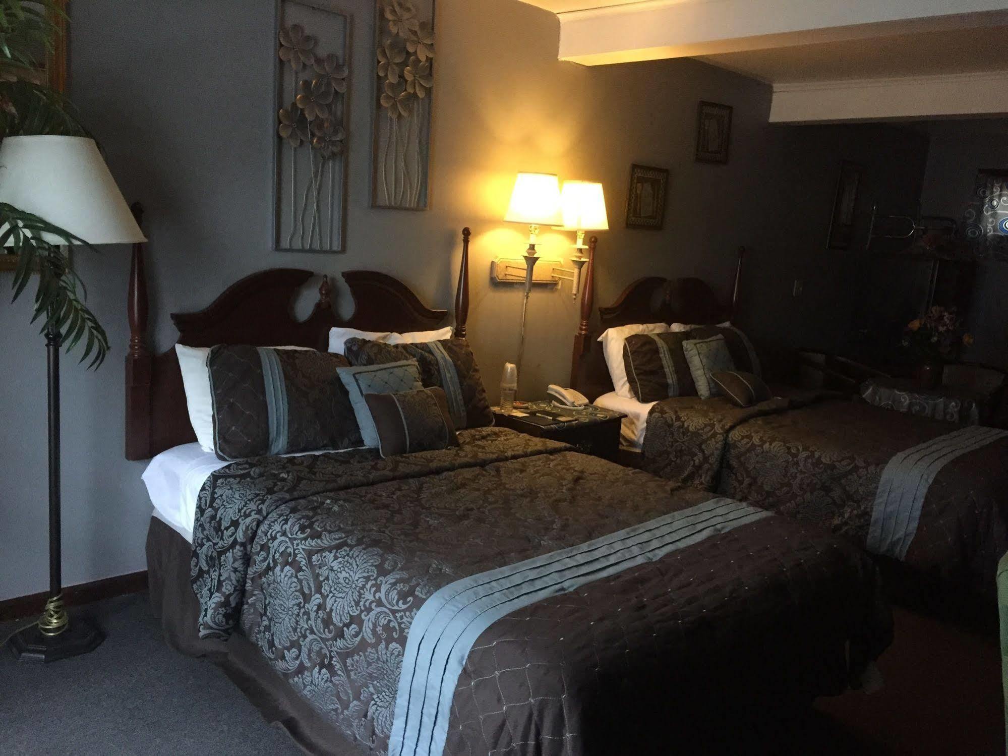 Hamilton Inn Sturbridge Dış mekan fotoğraf