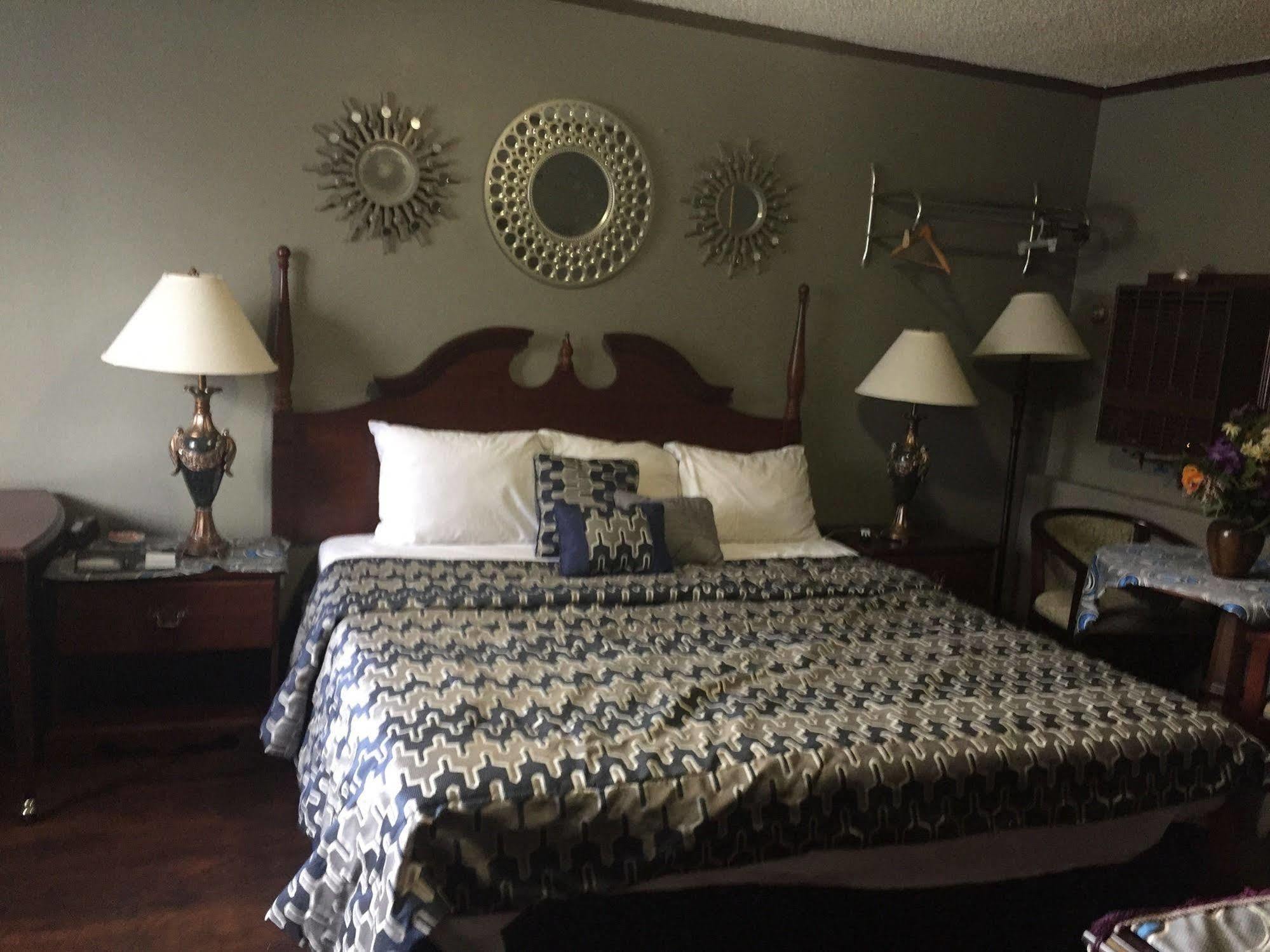 Hamilton Inn Sturbridge Dış mekan fotoğraf