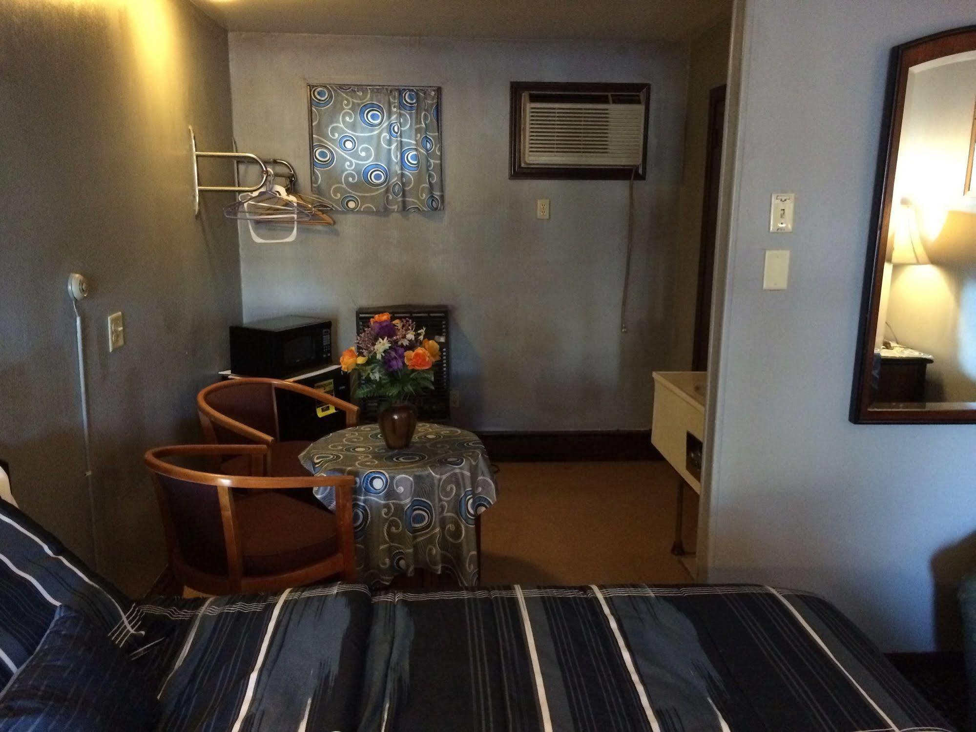 Hamilton Inn Sturbridge Dış mekan fotoğraf