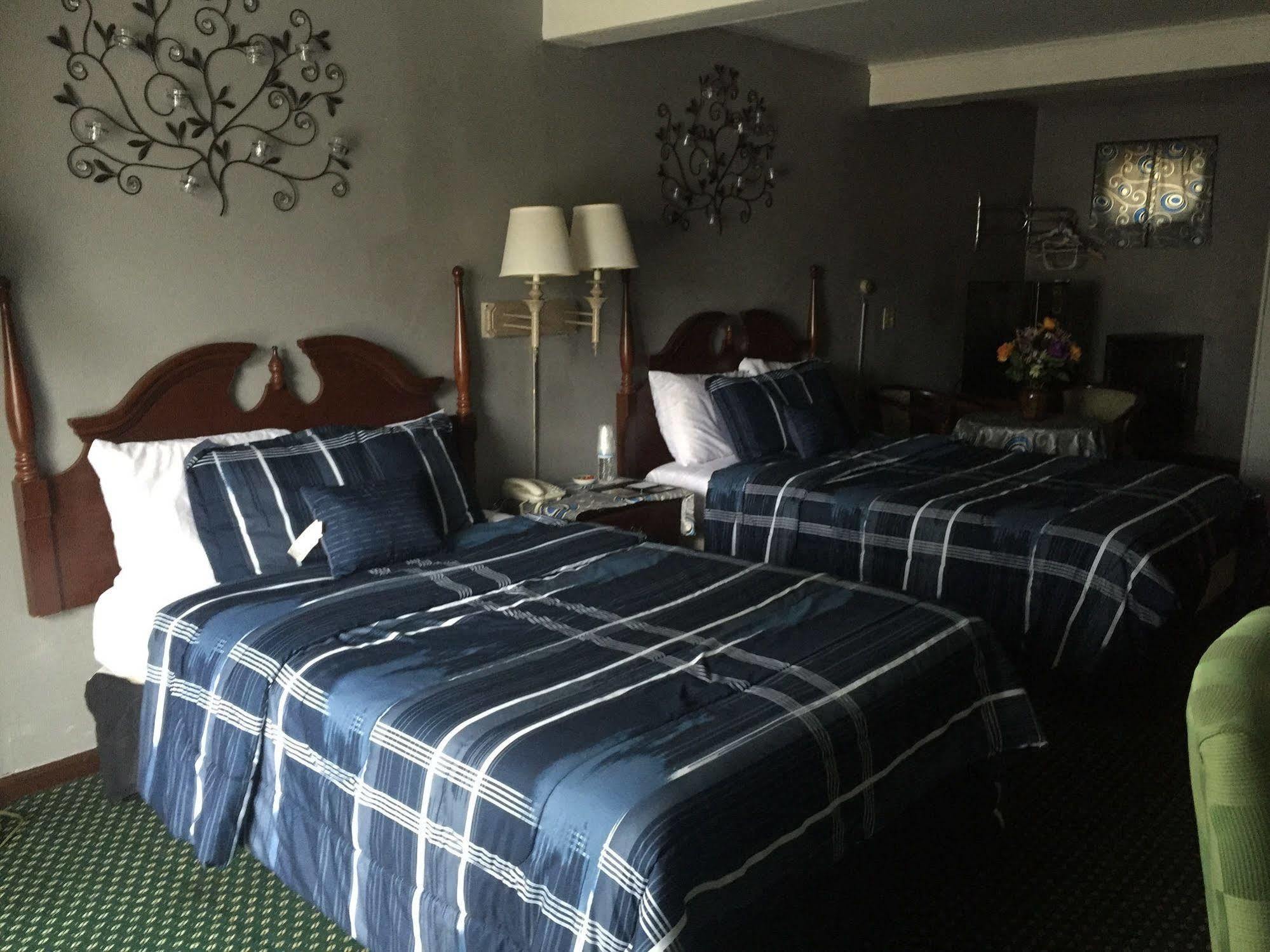 Hamilton Inn Sturbridge Dış mekan fotoğraf