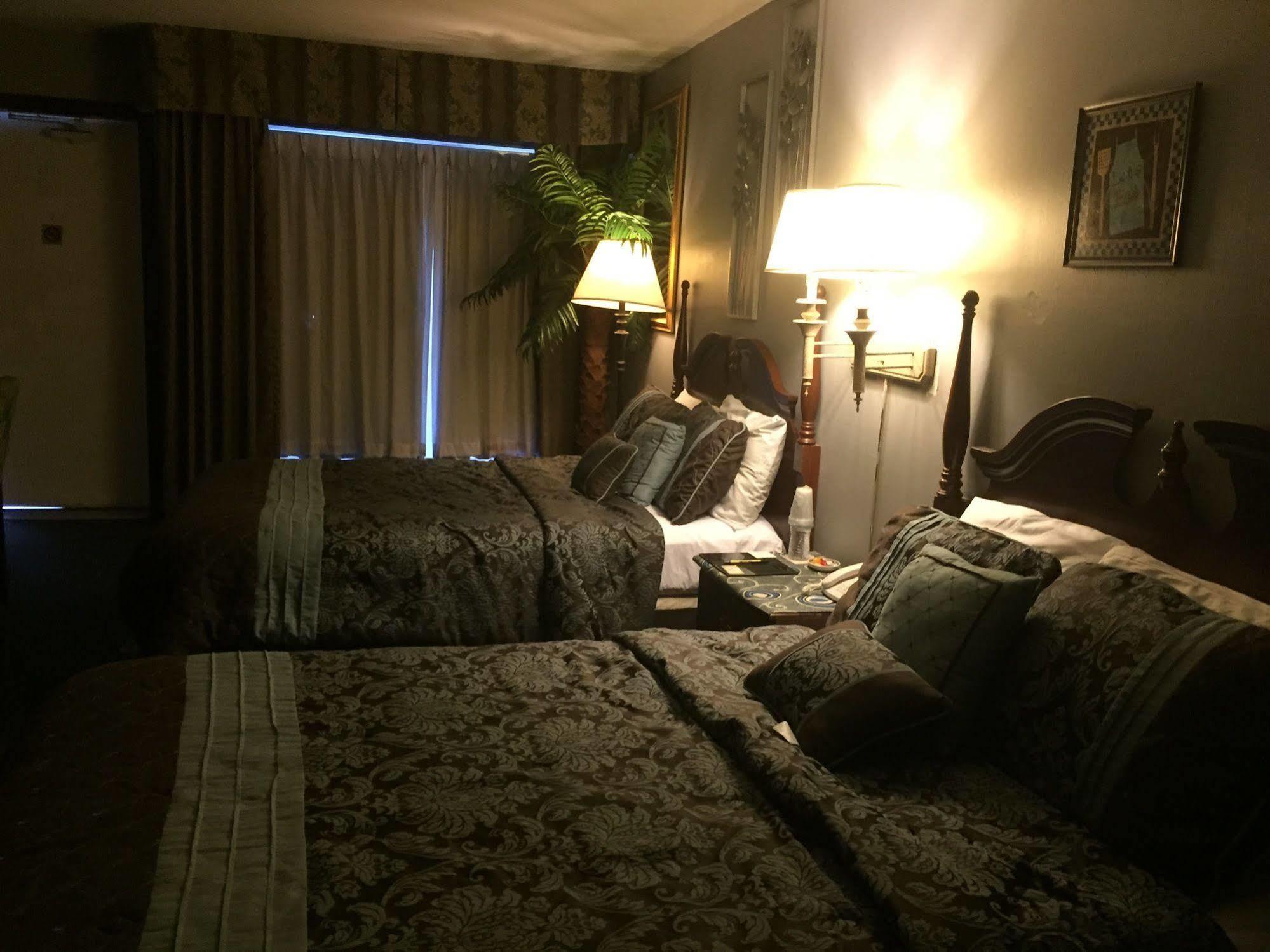 Hamilton Inn Sturbridge Dış mekan fotoğraf